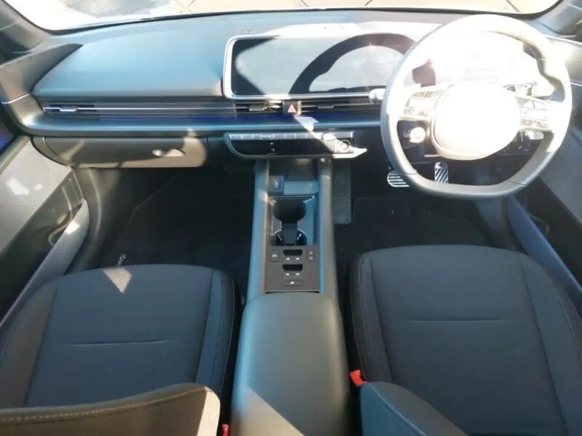 2024-hyundai-ioniq-6-e-premium-228ps-single-rwd-big-2