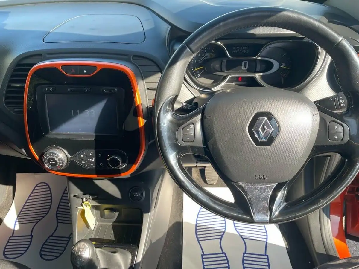 2014-renault-captur-15dci-dynamique-s-90bhp-energyss-big-12