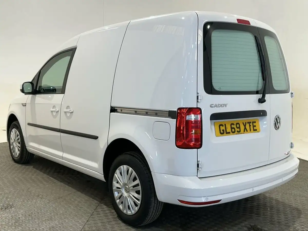 2019-volkswagen-caddy-20tdi-c20-trendline-bmt-102pseu6dt-big-2
