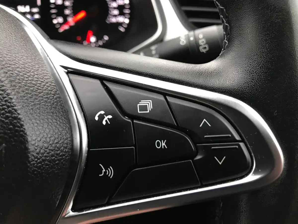 2022-renault-captur-10-tce-iconic-edition-big-26
