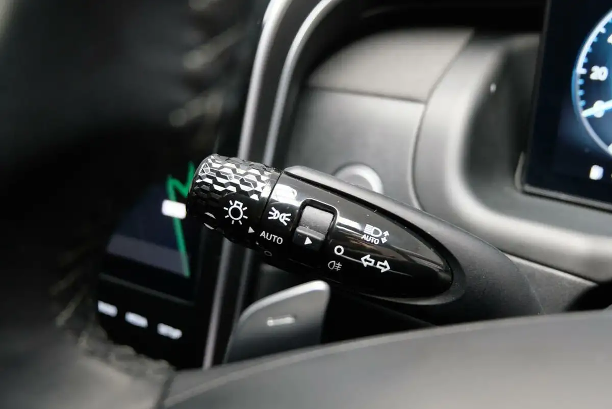2024-hyundai-tucson-16-t-gdi-premium-230ps-hybrid-auto-big-17