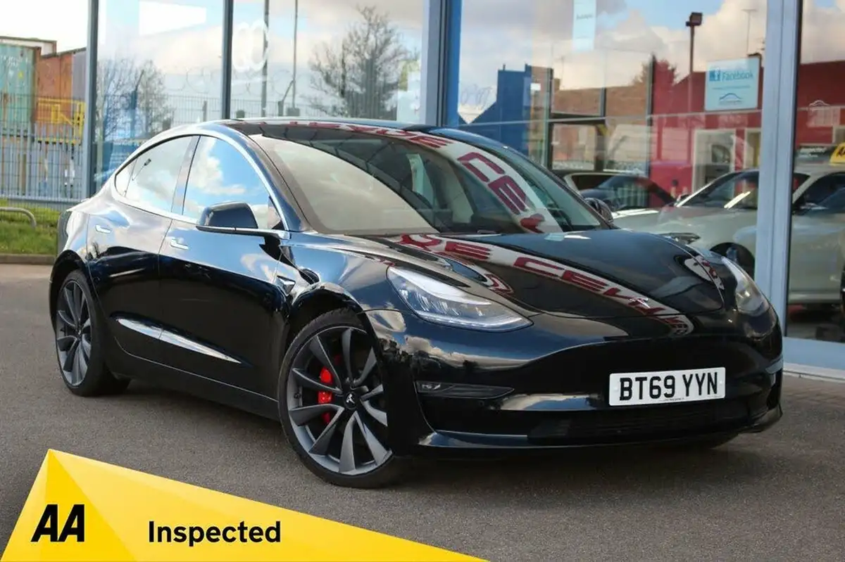 2019-tesla-model-3-e-4x4-performance-pack-big-0