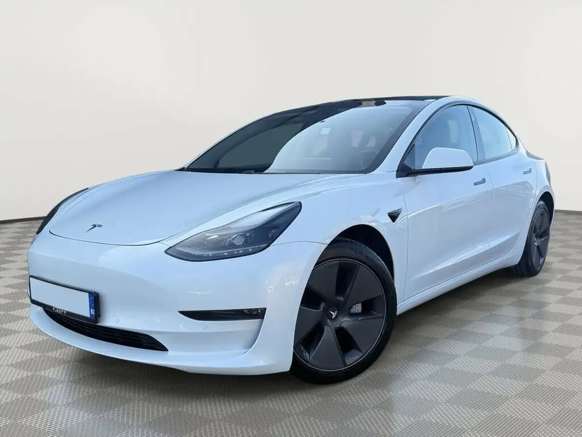 2020-tesla-model-3-e-long-range-big-3