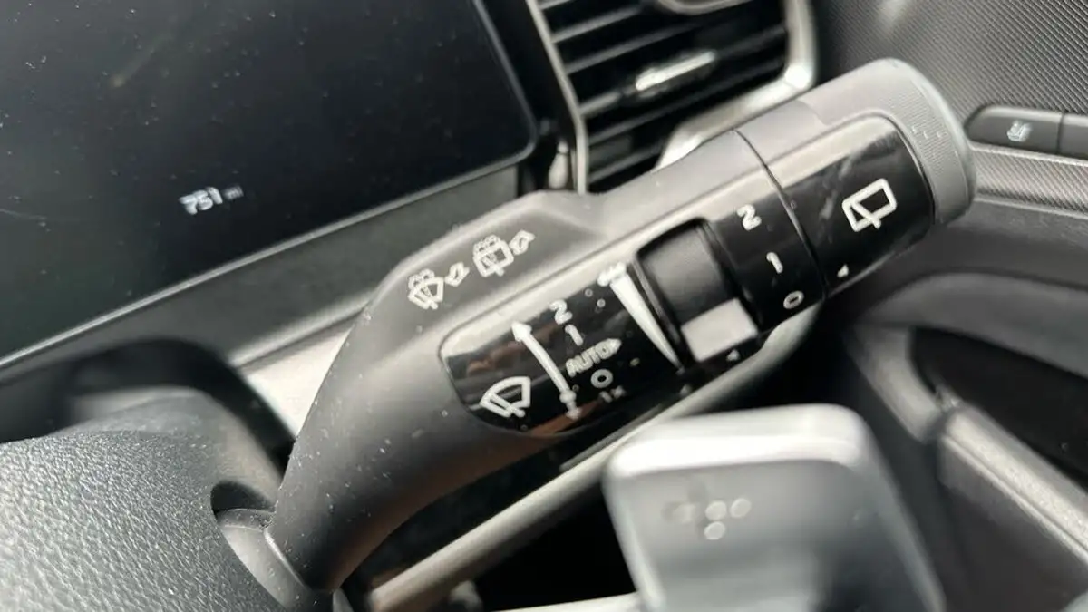 2025-kia-sportage-16-t-gdi-gt-line-s-207bhp-hev-auto-big-16