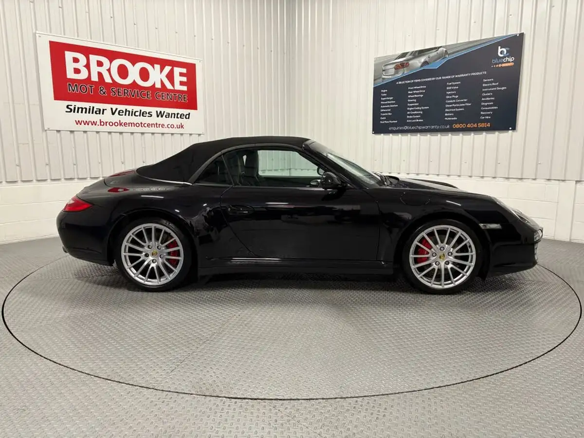 2010-porsche-911-38-carrera-4-s-cabriolet-pdk-big-6