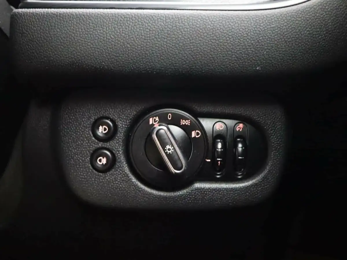 2021-mini-clubman-20-cooper-s-sport-big-29