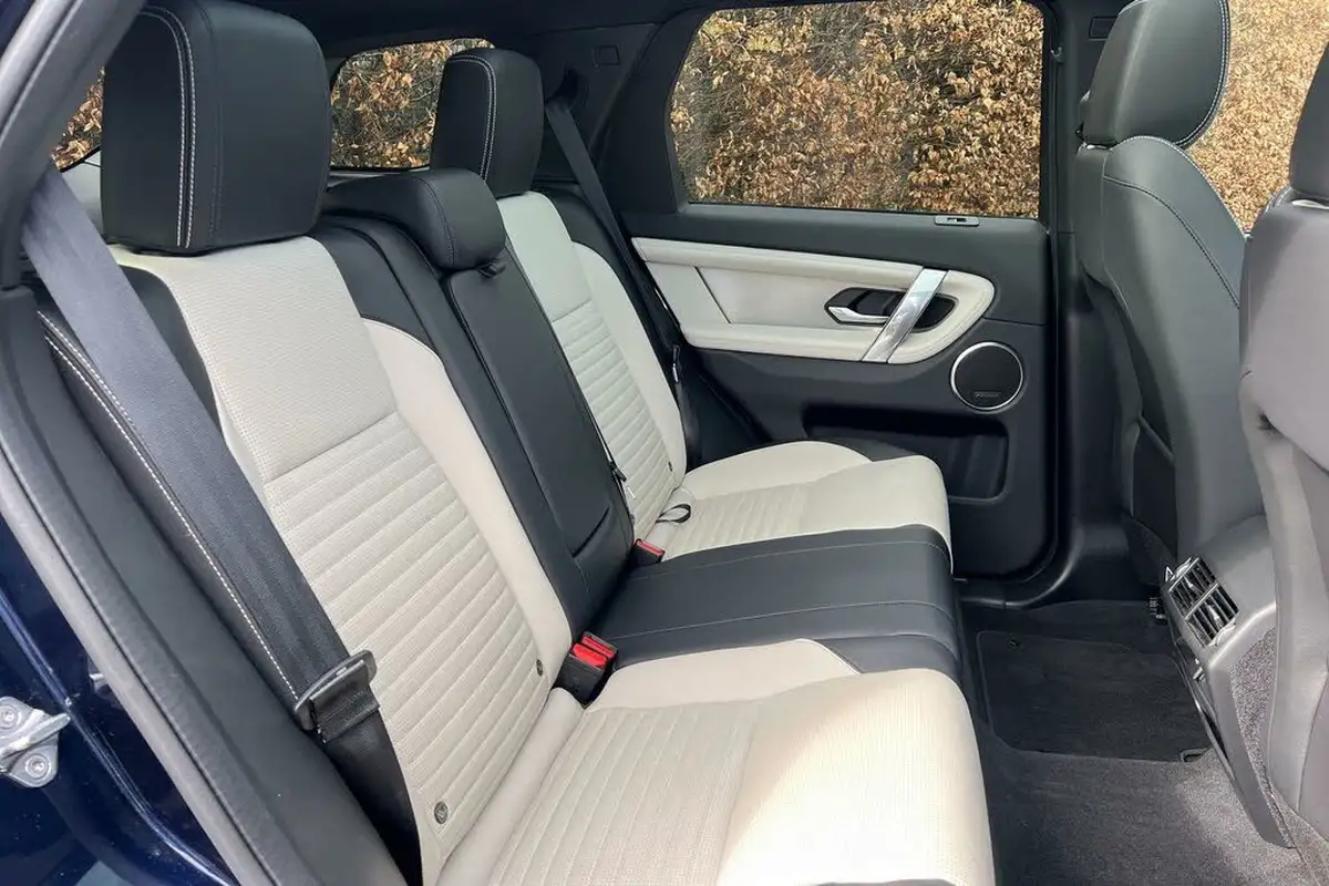 2022-land-rover-discovery-sport-20-d200-r-dynamic-se-big-32