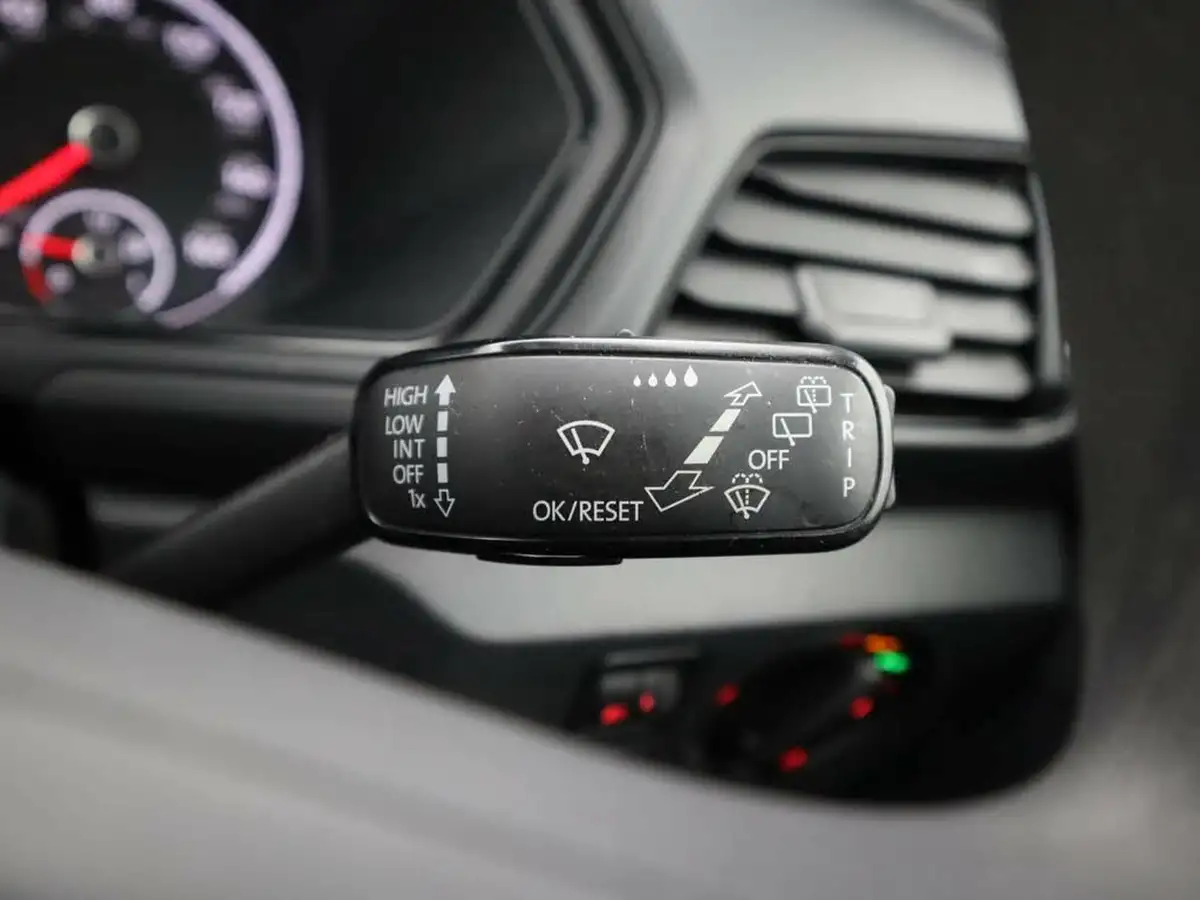 2019-volkswagen-t-cross-10-tsi-s-big-19