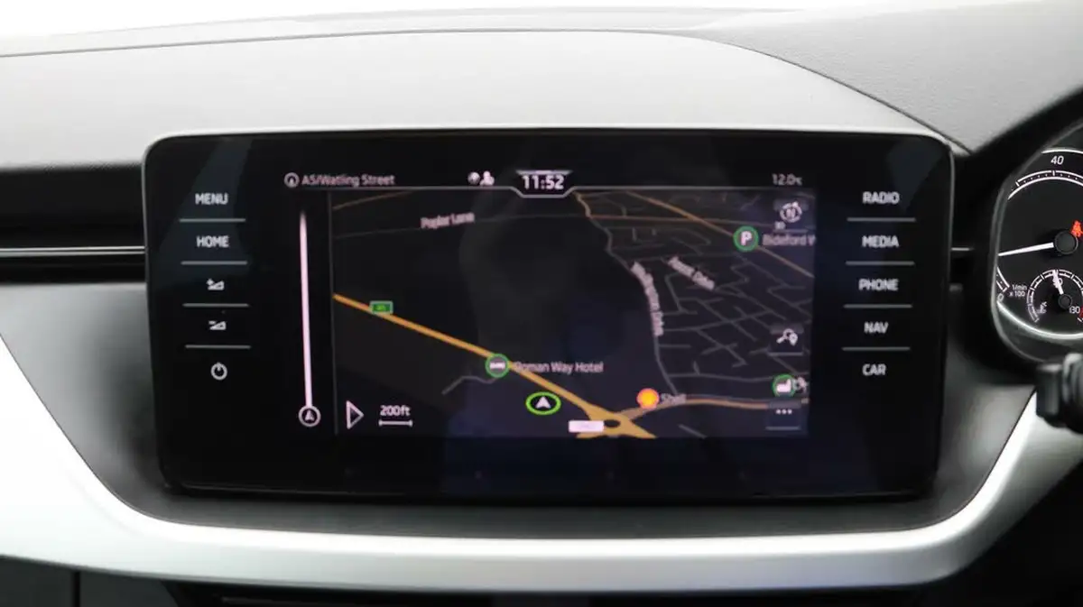 2022-skoda-kamiq-10-tsi-se-drive-95ps-big-10