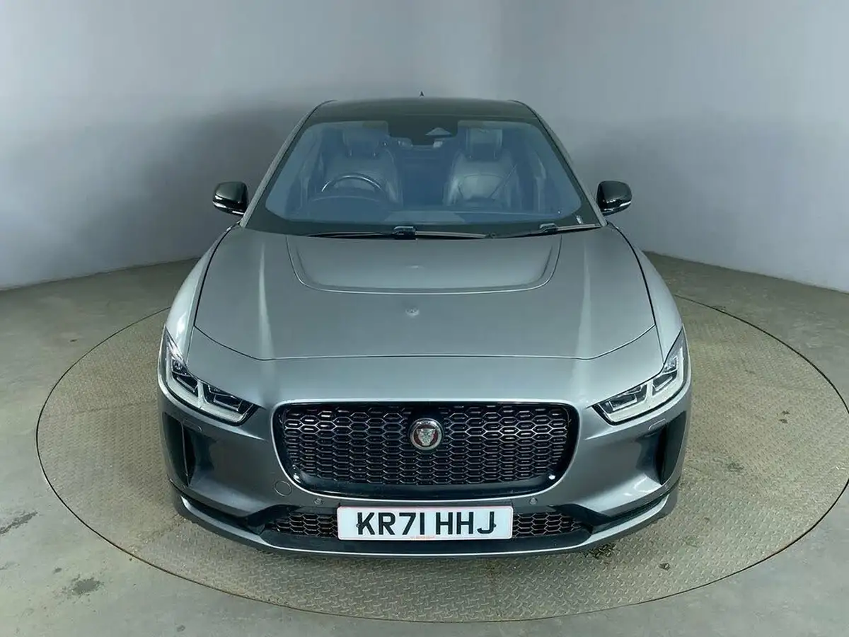 2021-jaguar-i-pace-ev400-black-big-9