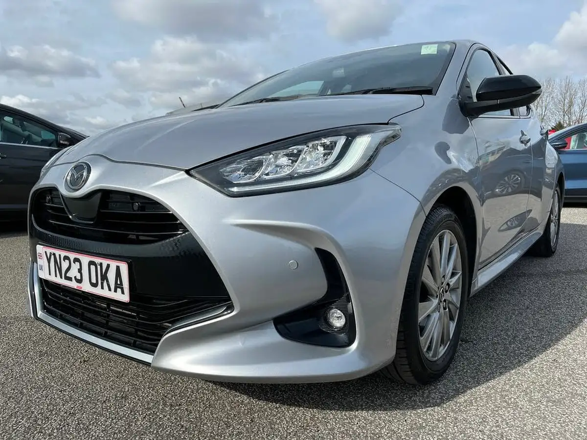2023-mazda-mazda2-15-select-big-27