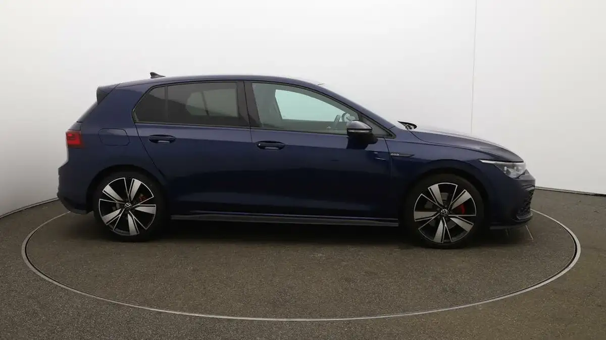 2022-volkswagen-golf-20tdi-gtd-big-41