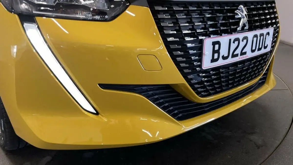 2022-peugeot-208-12-puretech-active-premium-75bhp-big-10