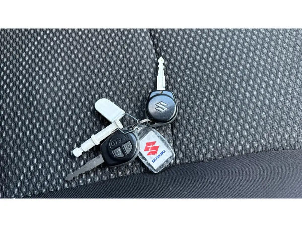 2015-suzuki-vitara-16-sz-t-big-19