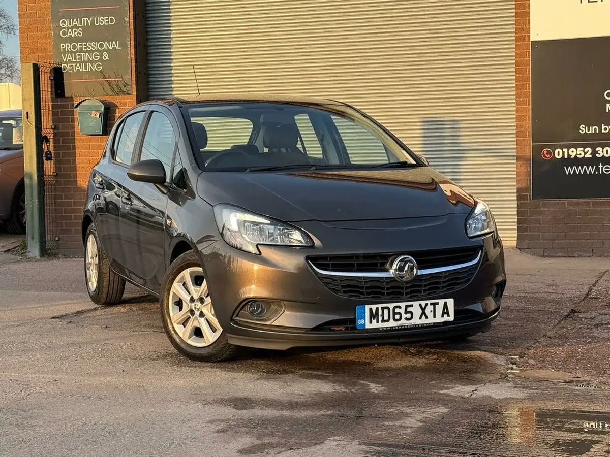 2015-vauxhall-corsa-12i-design-5d-big-8