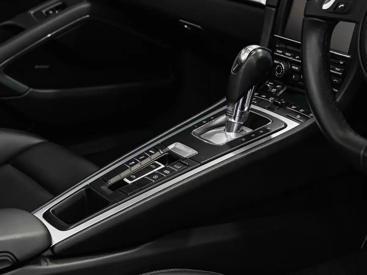 2016-porsche-boxster-27-black-edition-pdk-big-12