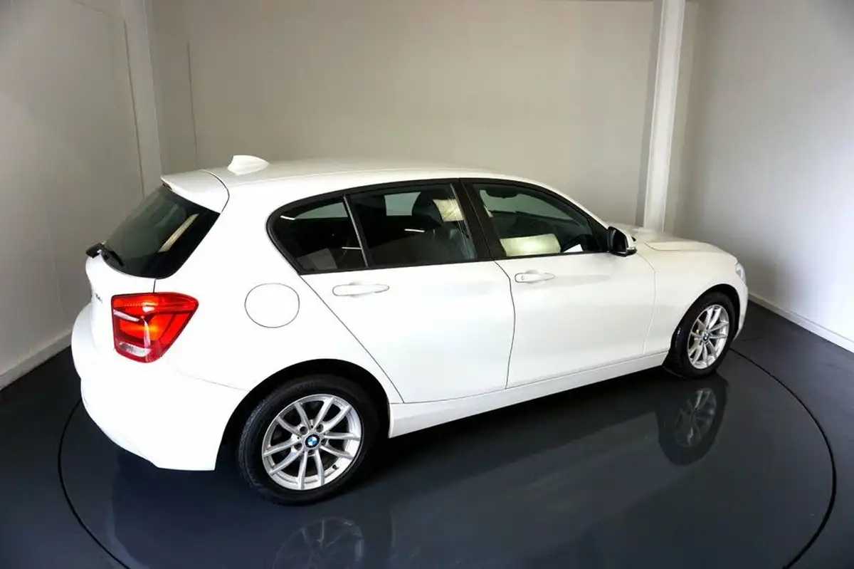 2013-bmw-1-series-16-114i-se-ss-5d-big-9