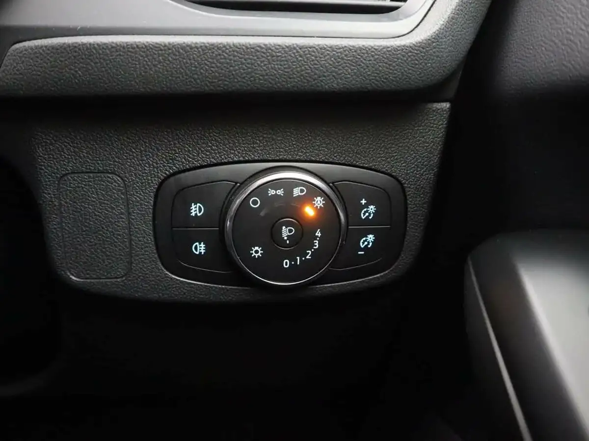 2021-ford-focus-10t-st-line-edition-125ps-hatchback-big-29