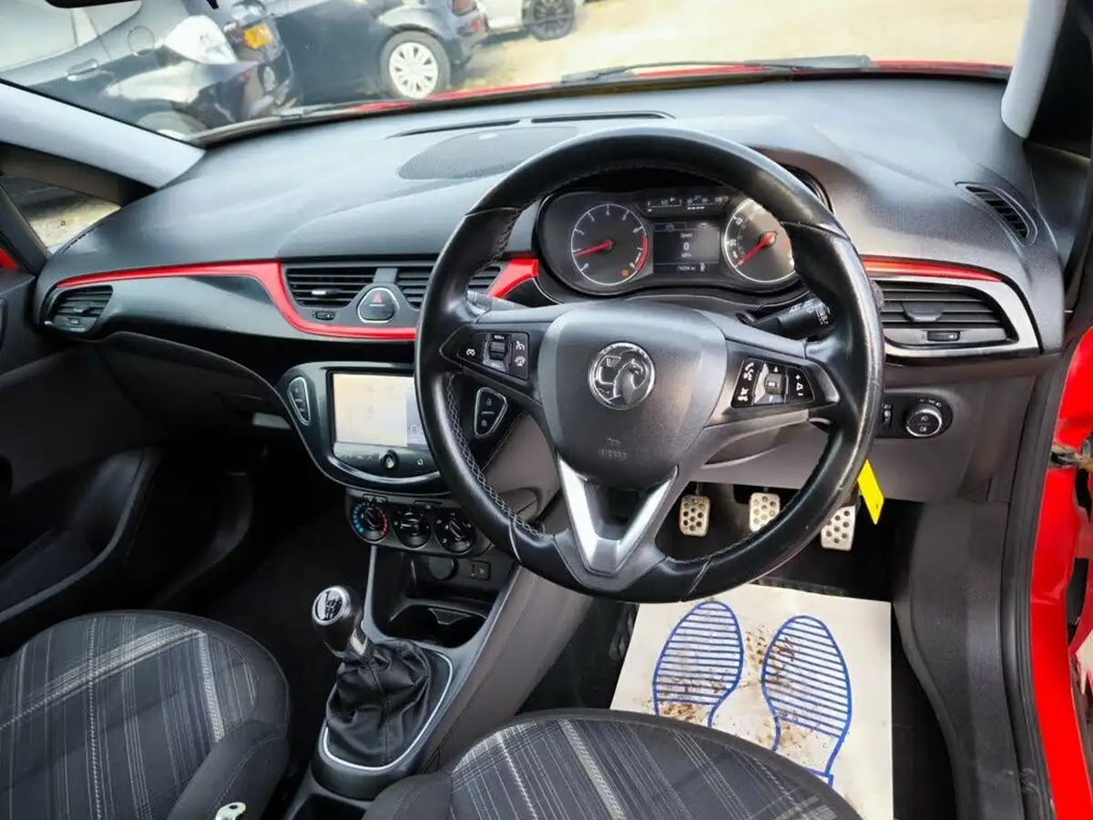 2015-vauxhall-corsa-10-limited-edition-ss-3d-big-11