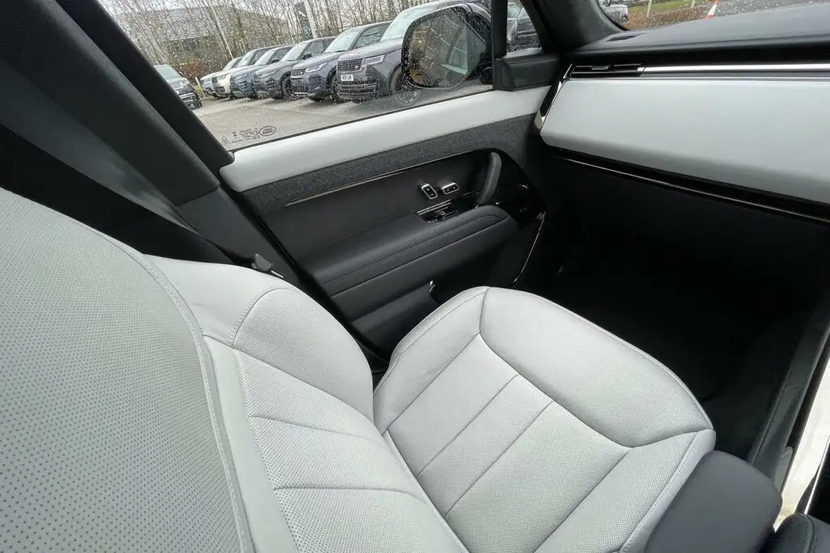2024-land-rover-range-rover-sport-30-p460e-autobiography-big-12