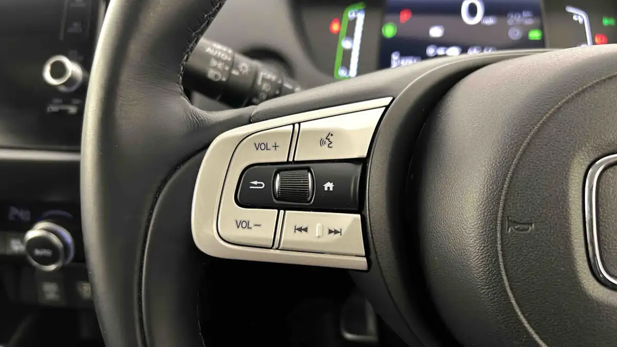 2022-honda-jazz-15-i-mmd-ex-107ps-big-16