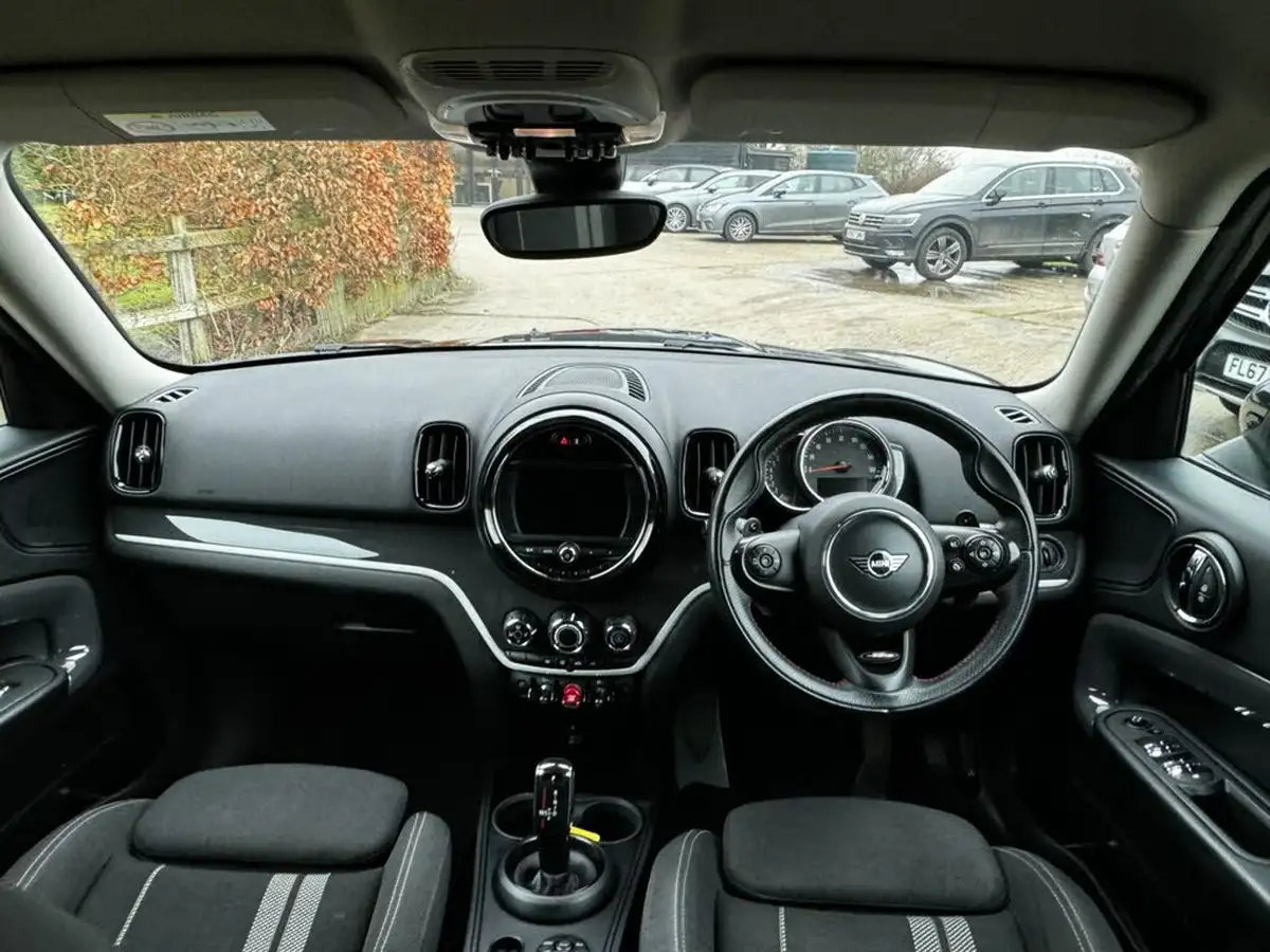 2018-mini-countryman-20-cooper-s-ss-auto-big-1