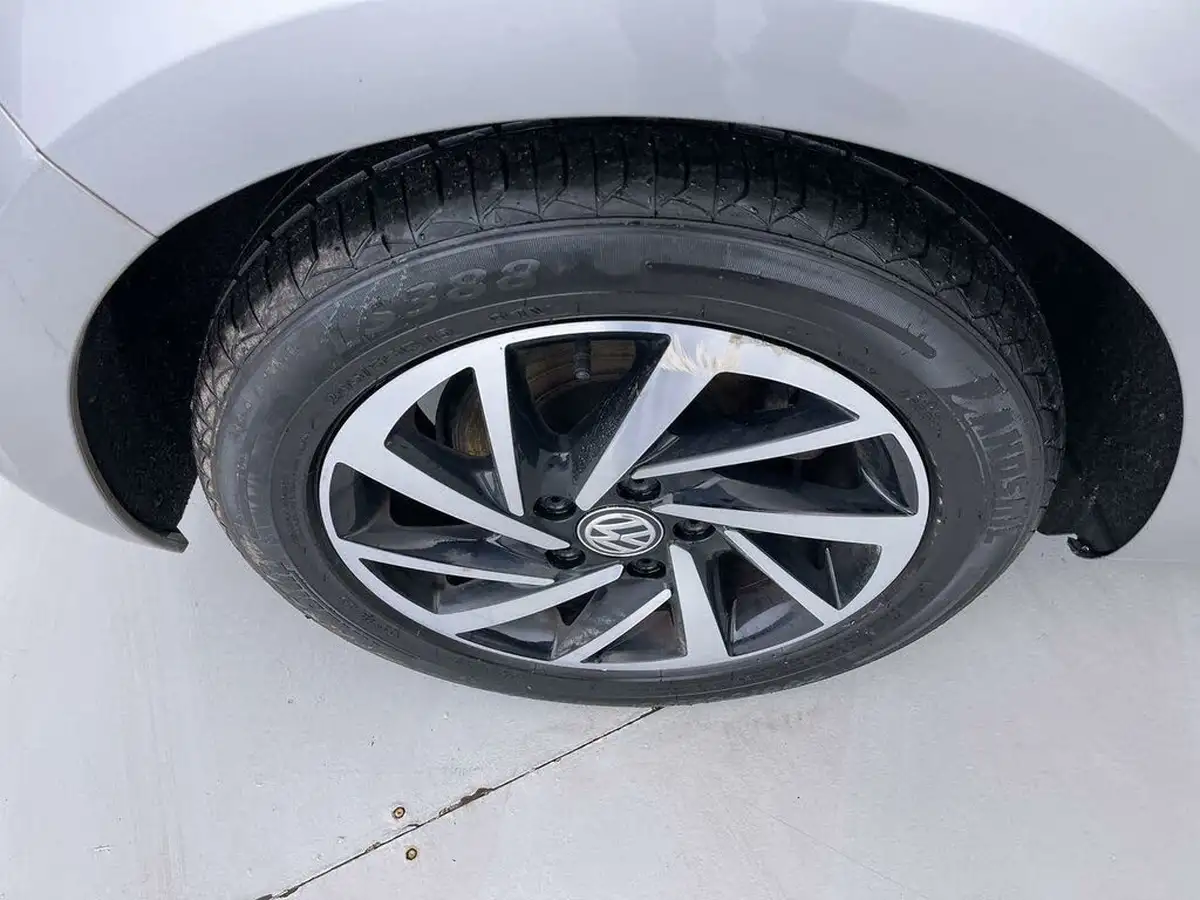2019-volkswagen-golf-15-tsi-match-130ps-hatchback-5d-big-22