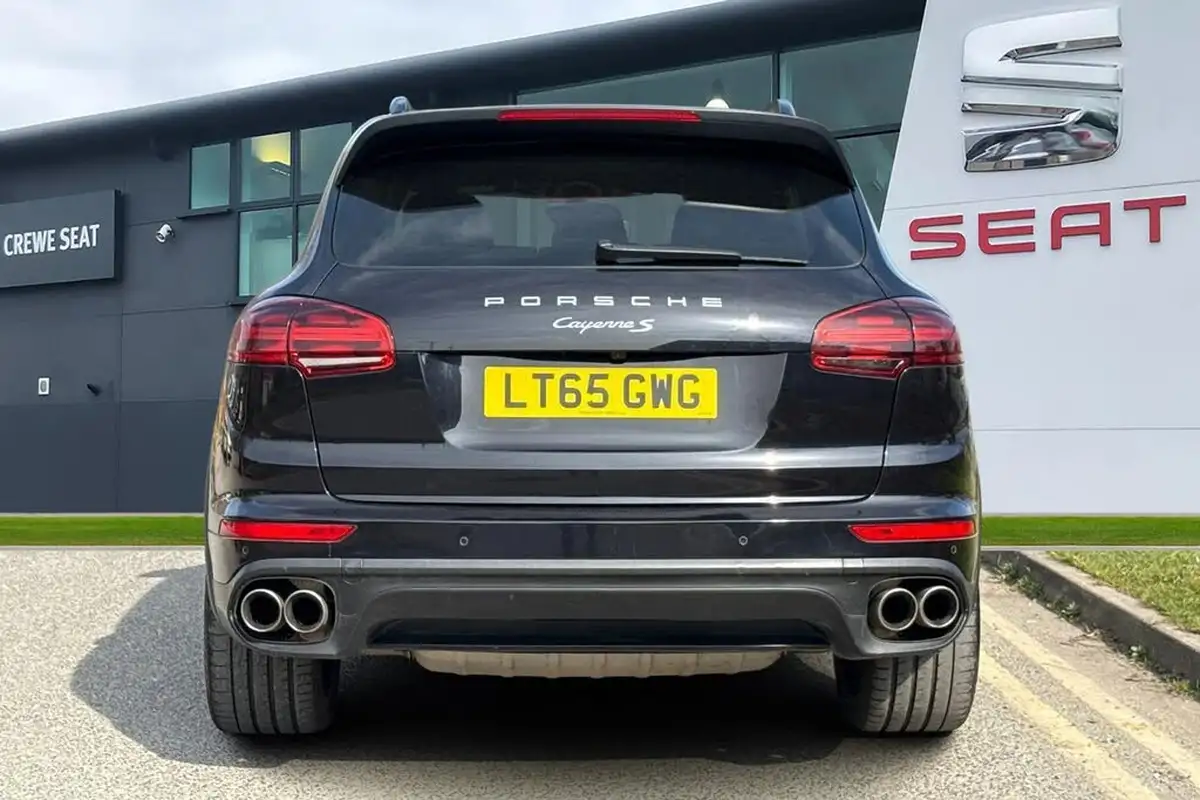 2015-porsche-cayenne-42td-s-big-3