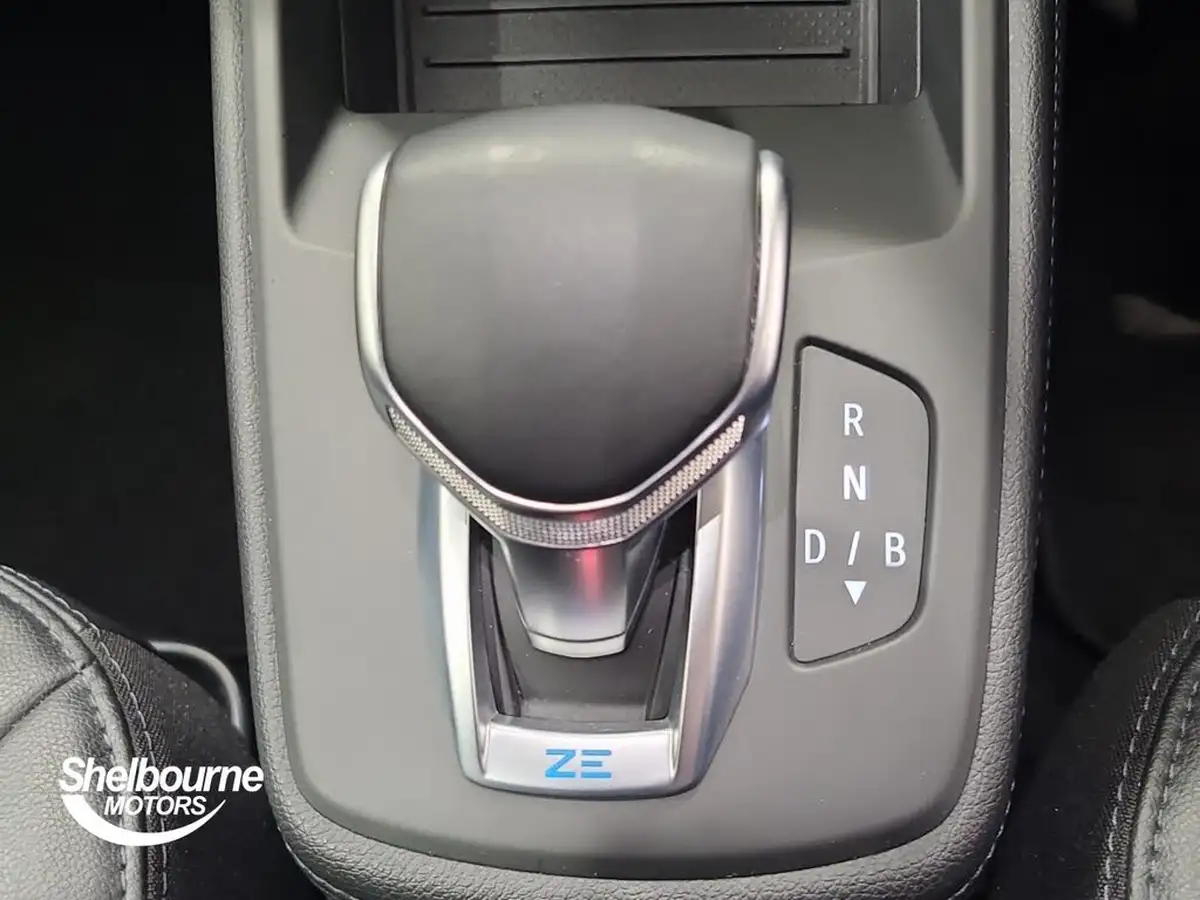 2022-renault-zoe-e-gt-line-big-32