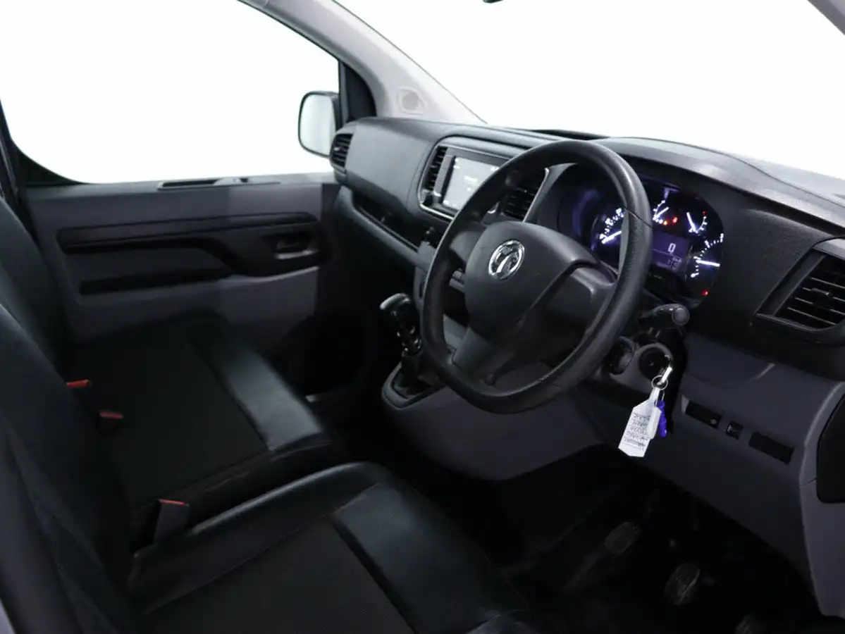 2022-vauxhall-vivaro-15td-2700-l1h1-dynamic-120pseu6d-big-24