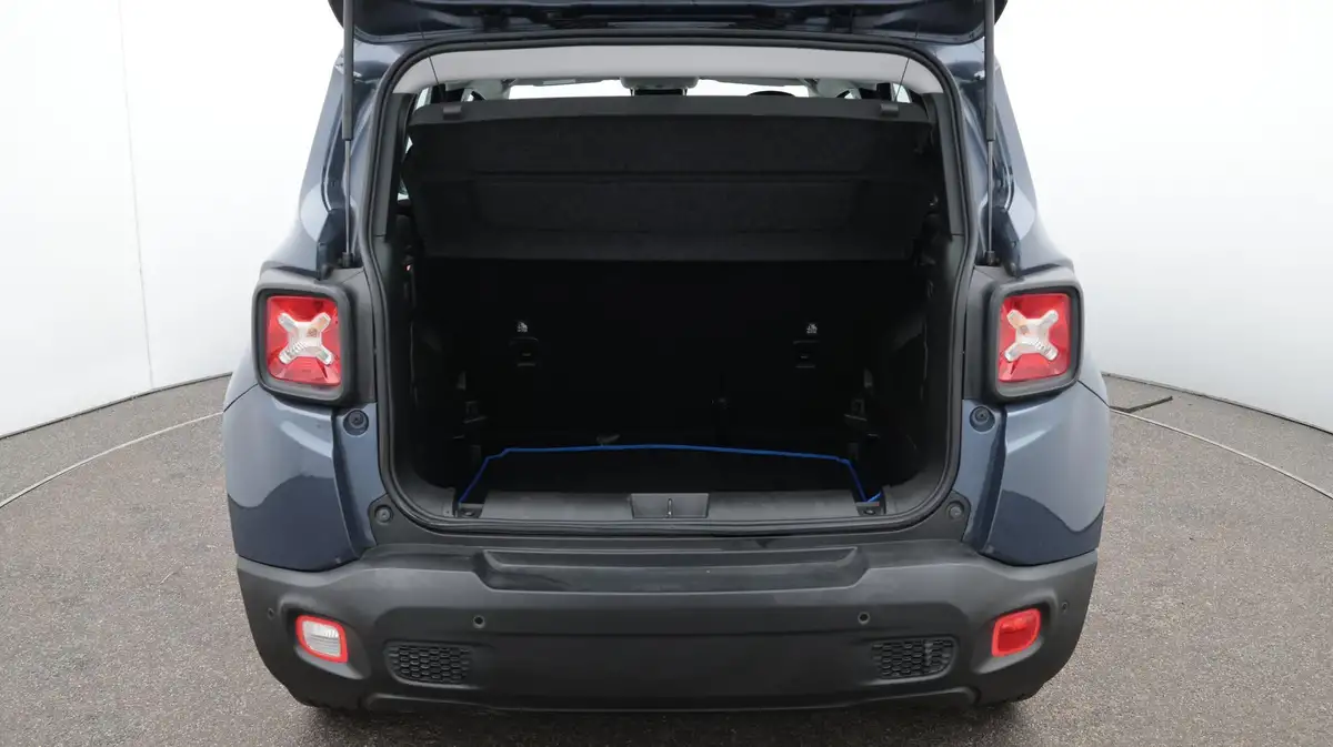2021-jeep-renegade-10-gse-longitude-big-17