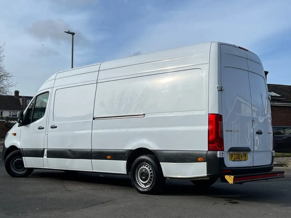 2020-mercedes-benz-sprinter-21cdi-314-l2h1-panel-van-rwd-eco-gear-360-big-28