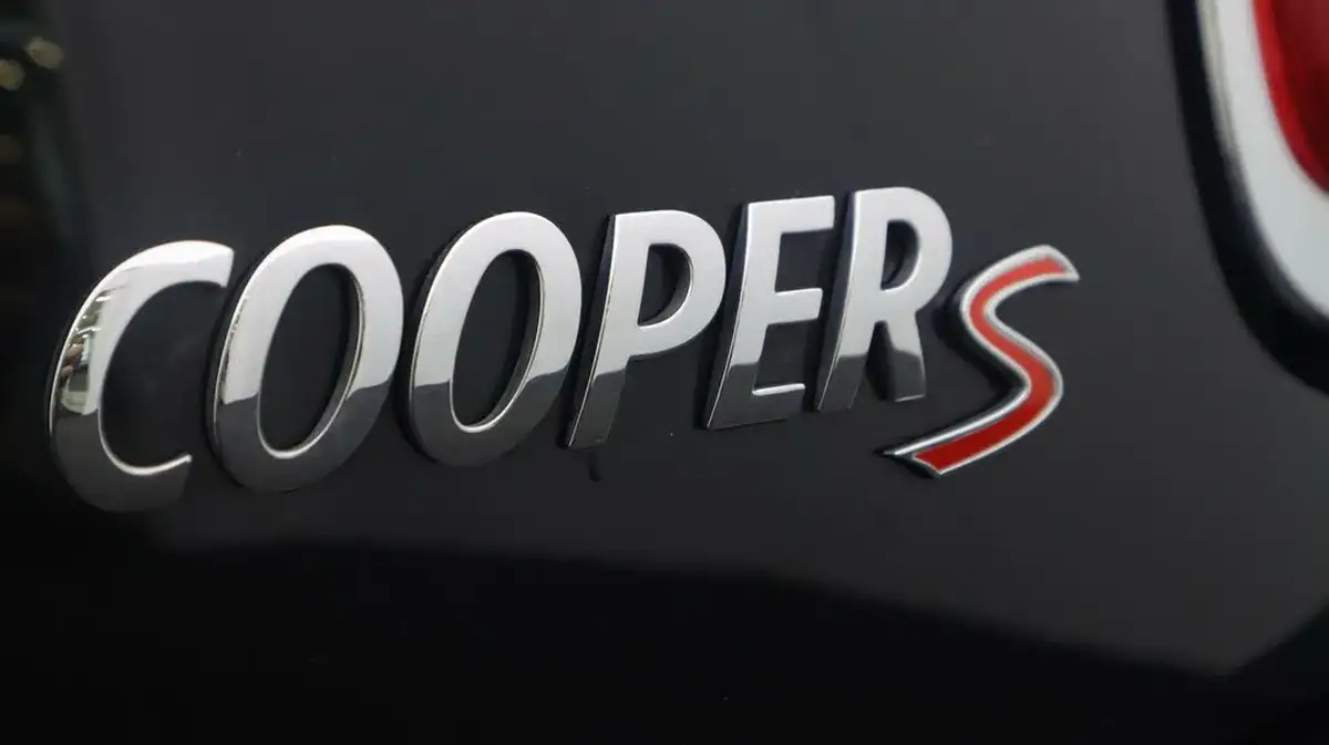 2022-mini-cooper-20-cooper-s-exclusive-premium-hatchback-3d-auto-big-20