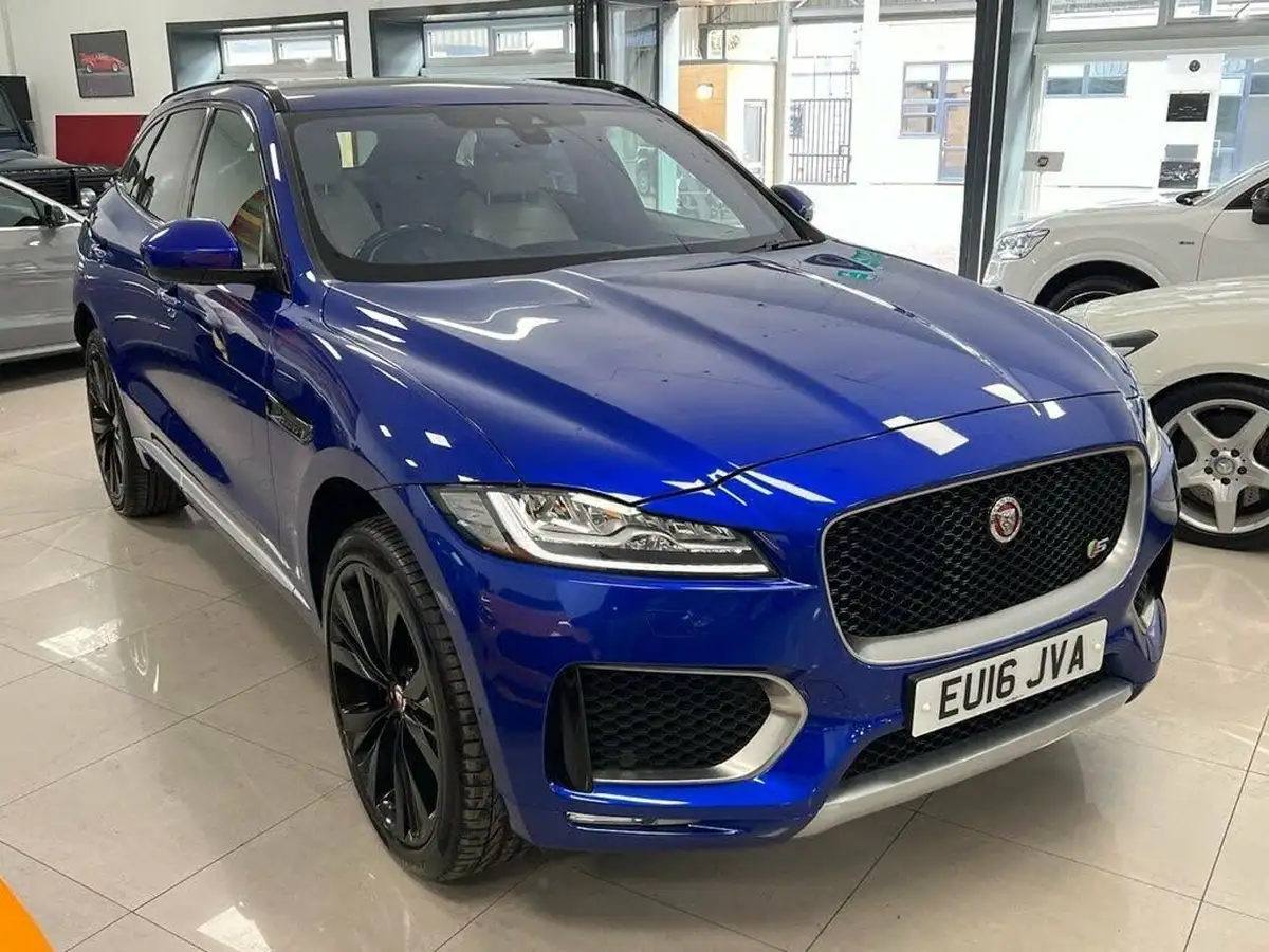 2016-jaguar-f-pace-30td-1st-edition-big-11