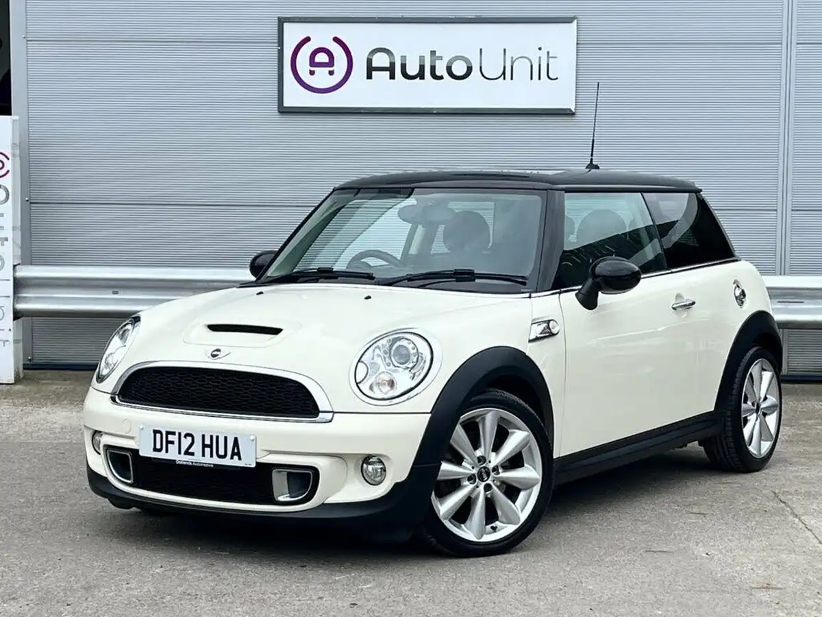2012-mini-cooper-16-cooper-s-hatchback-3d-big-2