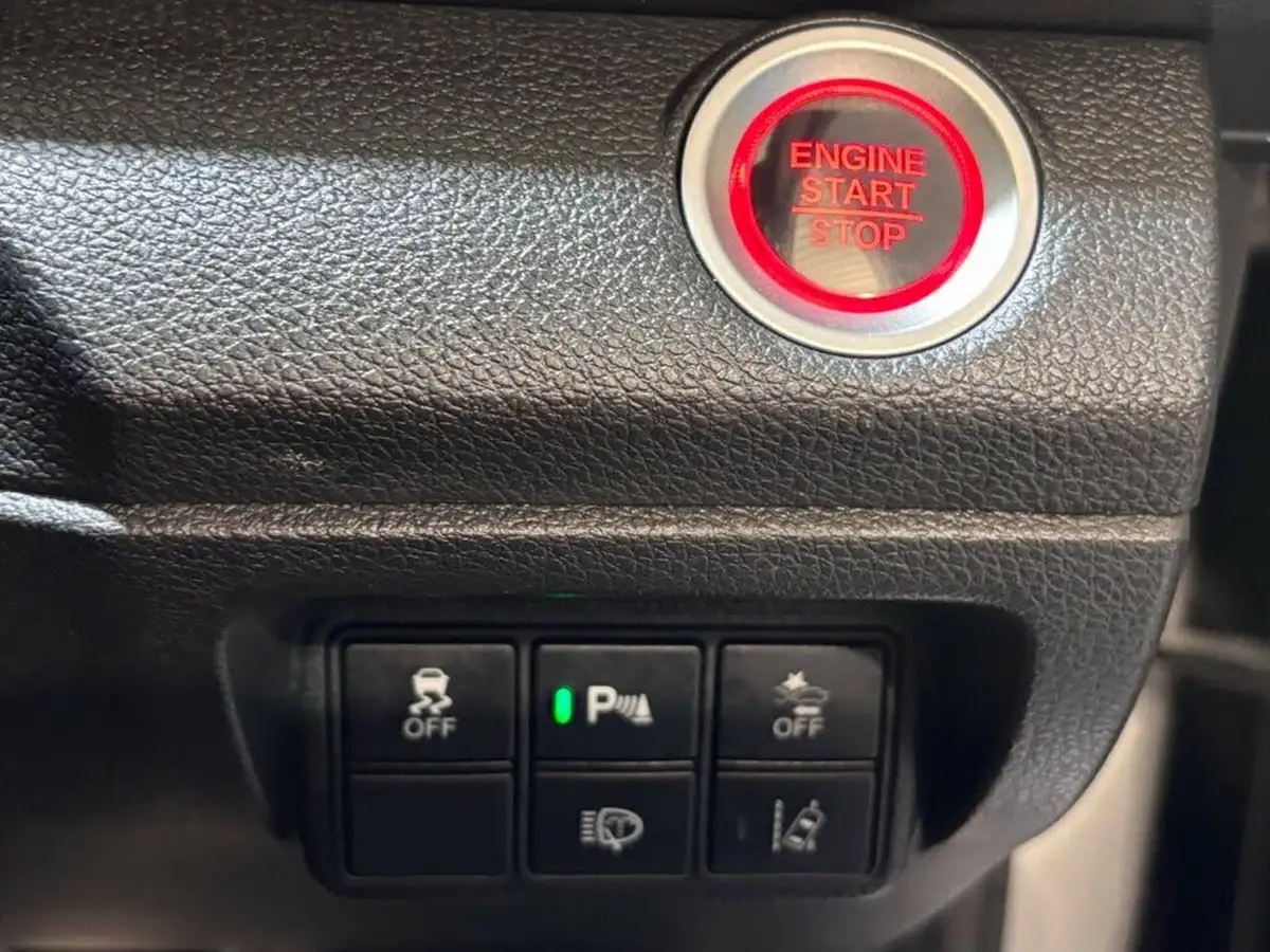 2018-honda-civic-15-vtec-turbo-prestige-ss-big-28
