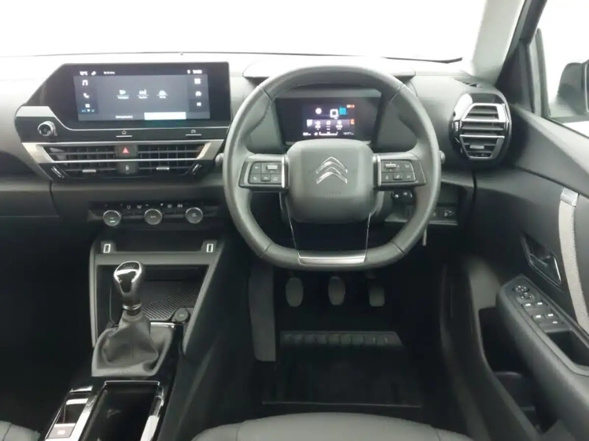 2023-citroen-c4-12-puretech-sense-big-6