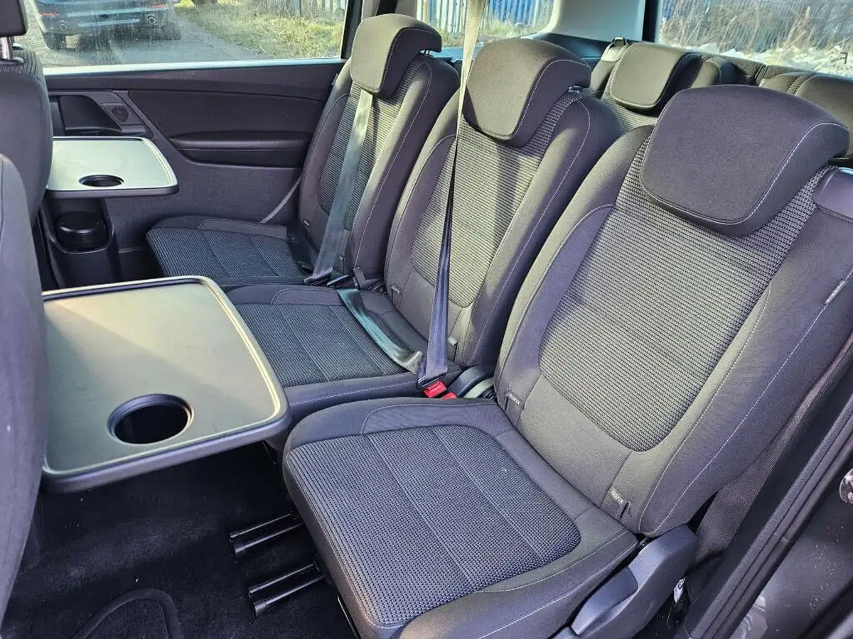 2018-volkswagen-sharan-20tdi-se-150ps-ss-dsg-big-9