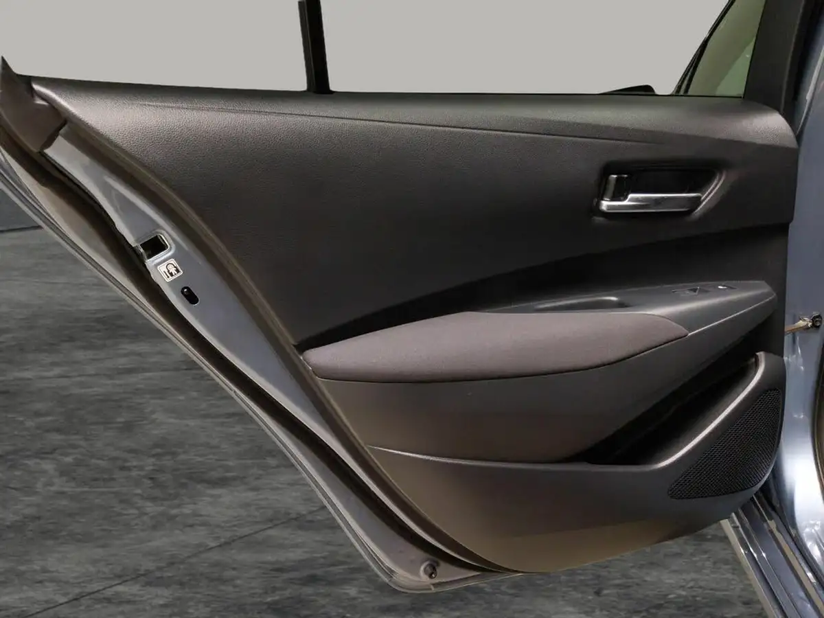 2022-toyota-corolla-18-vvt-i-design-120bhp-saloon-4d-big-24
