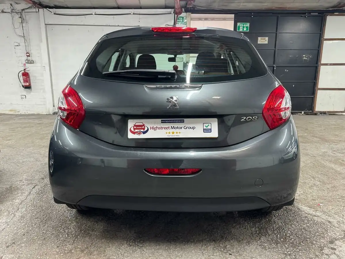 2013-peugeot-208-12-active-5d-big-4