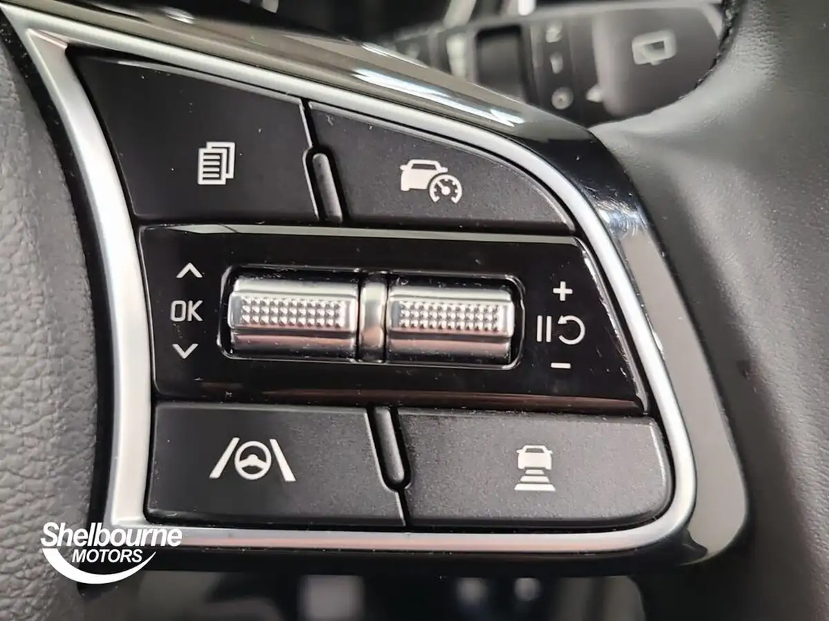 2024-kia-xceed-15-t-gdi-3-dct-big-29