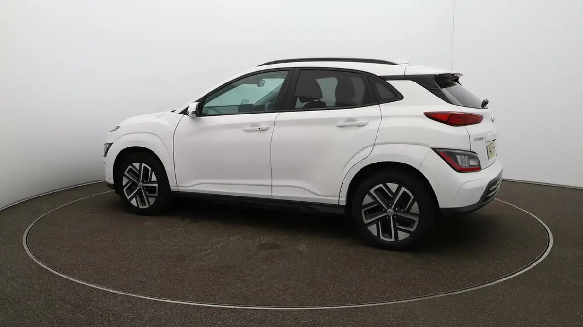 2021-hyundai-kona-e-ultimate-big-46
