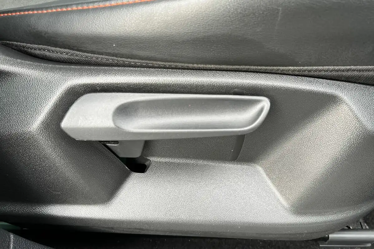 2023-seat-ateca-15-ecotsi-fr-dsg-big-19