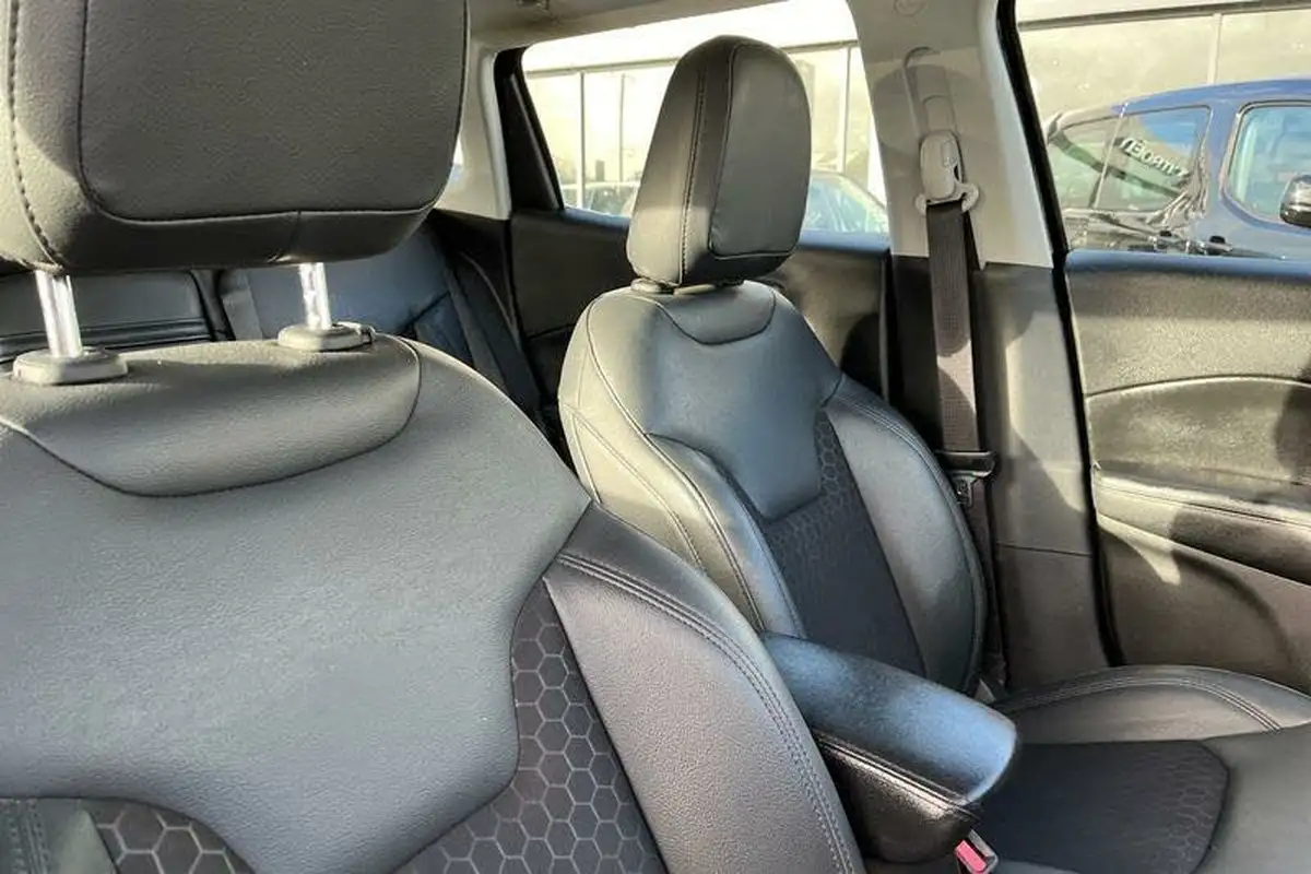 2021-jeep-compass-14-multiair-ii-night-eagle-big-22