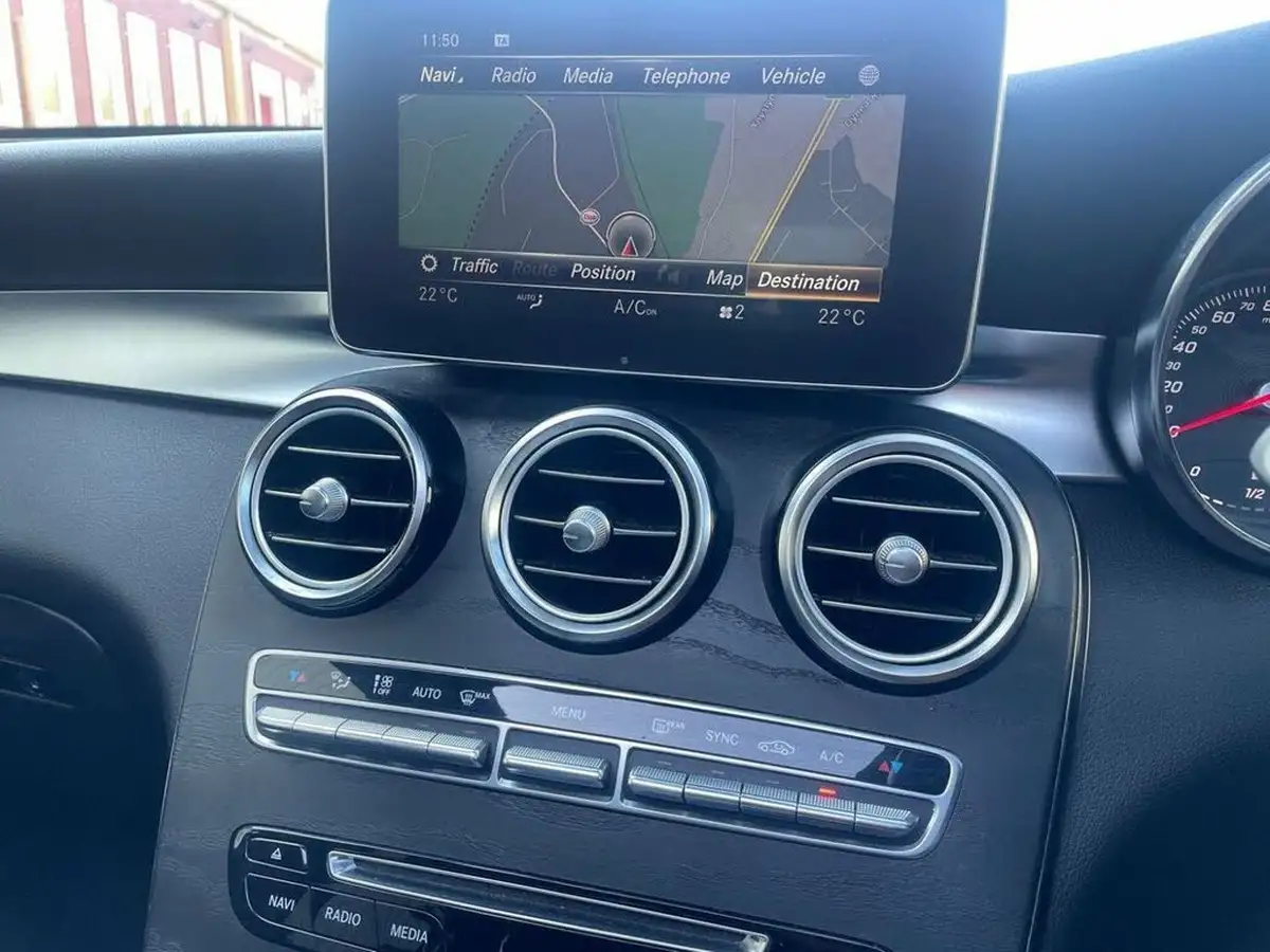 2018-mercedes-benz-glc-class-21d-glc250d-amg-line-premium-plusss-station-wagon-5d-big-13