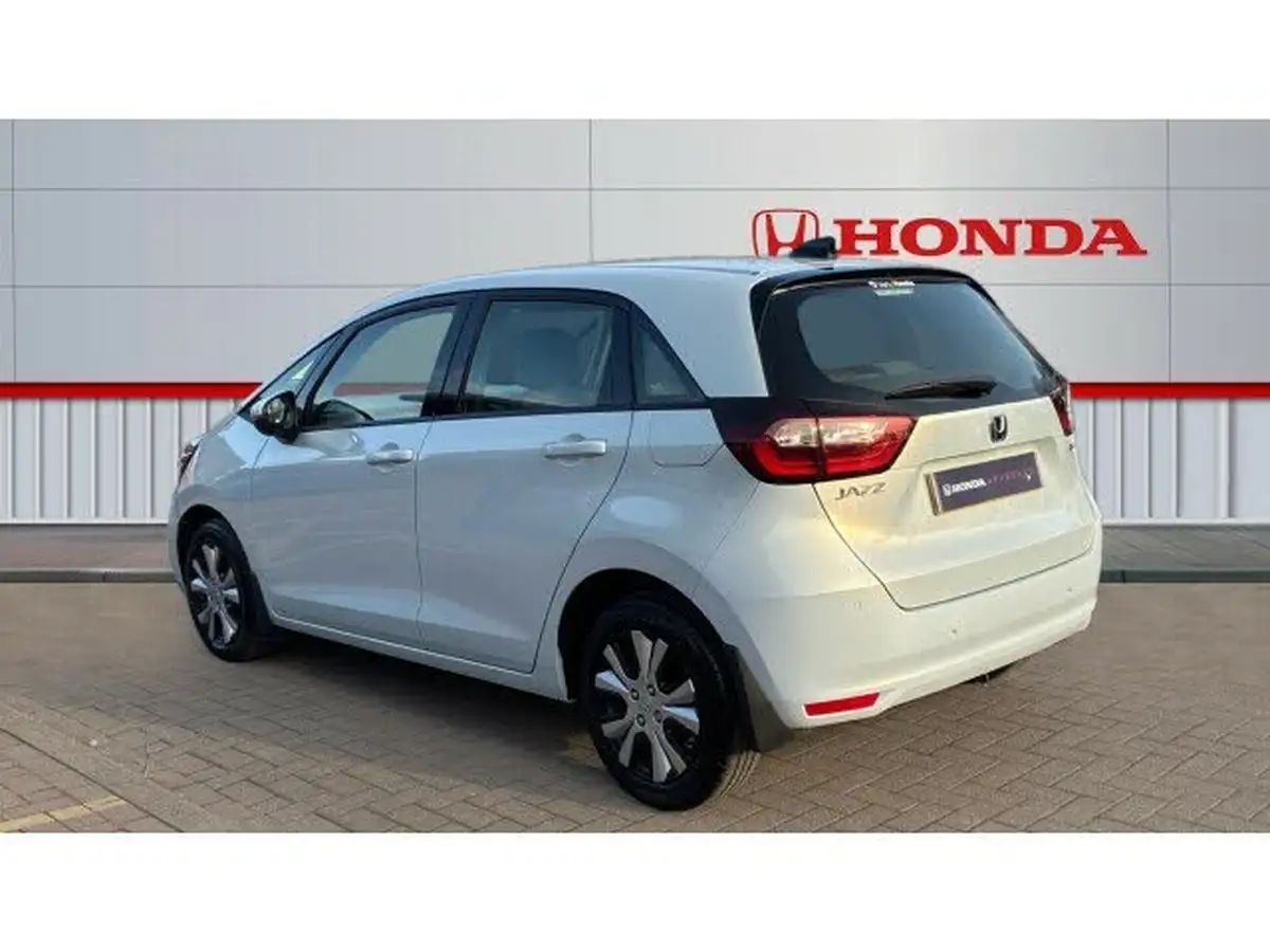 2022-honda-jazz-15-i-mmd-sr-109ps-big-2