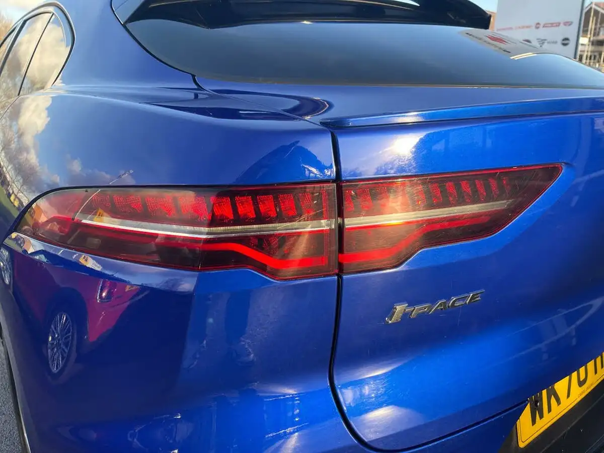 2019-jaguar-i-pace-ev400-se-big-34