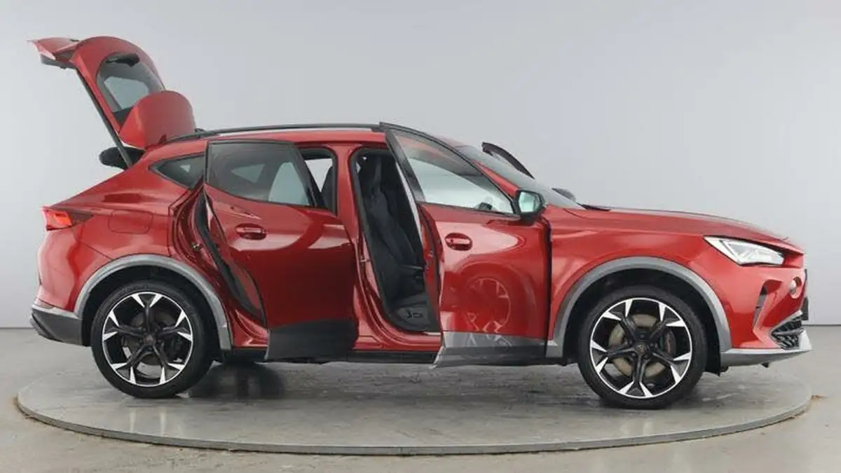 2021-cupra-formentor-14-e-hybrid-vz2-big-9