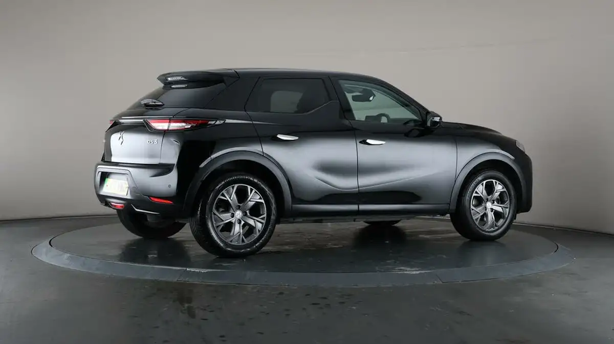 2022-ds-ds-3-crossback-e-tense-bastille-big-54