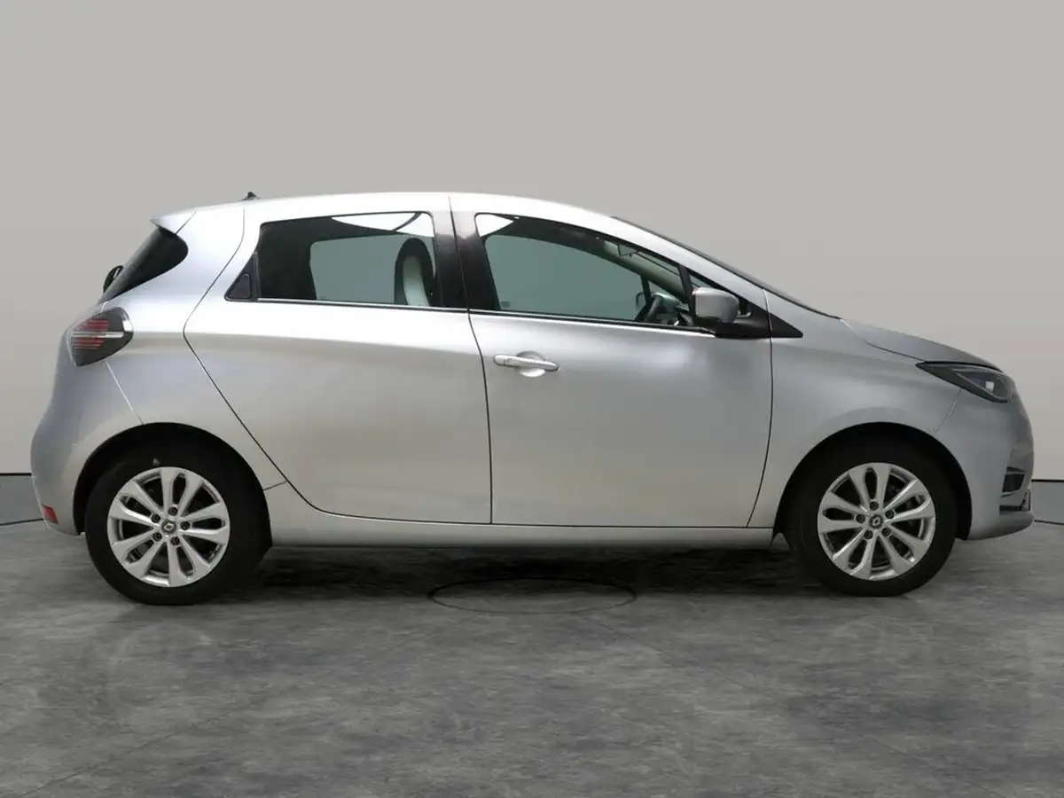2021-renault-zoe-e-iconic-110ps-r110ev50-rapid-charge-big-8